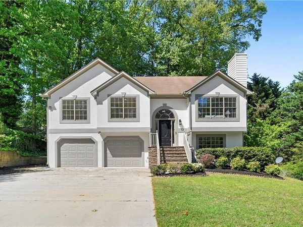 870 Long Branch Circle, Sugar Hill, GA 30518