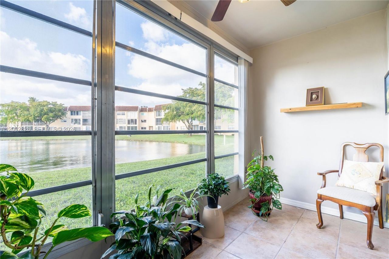 2811 N Pine Island Rd , Unit 108, Sunrise, FL 33322 Photo