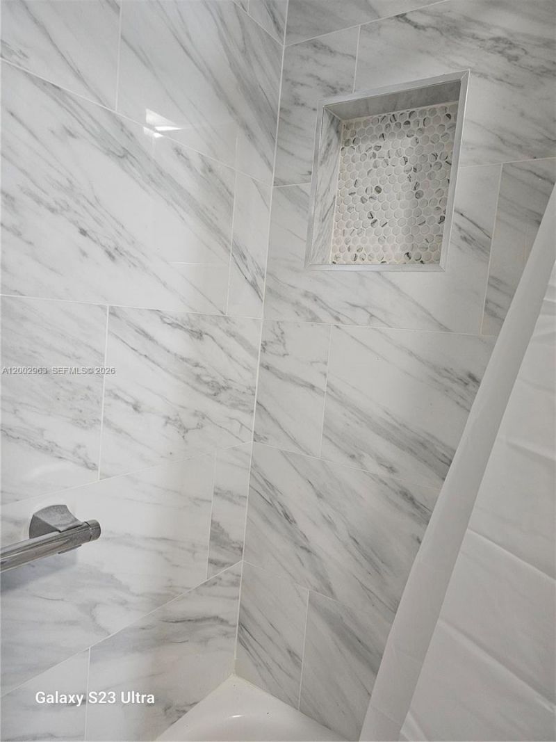 20400 W Country Club Dr , Unit 508, Aventura, FL 33180 Photo