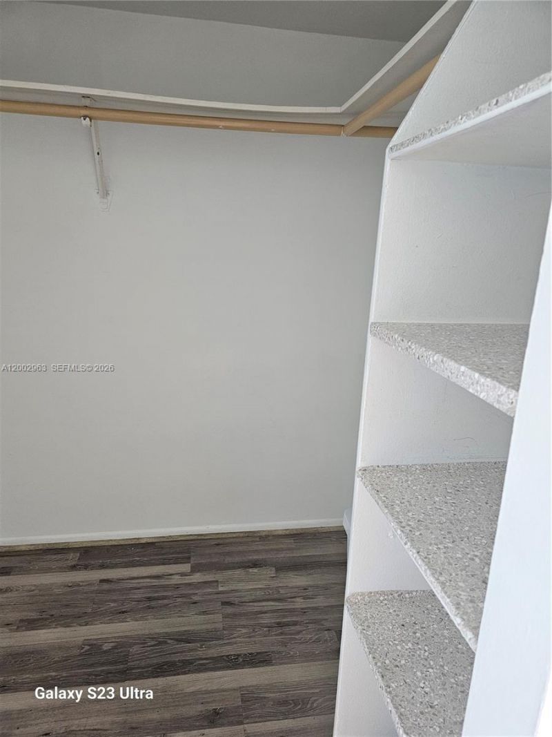 20400 W Country Club Dr , Unit 508, Aventura, FL 33180 Photo