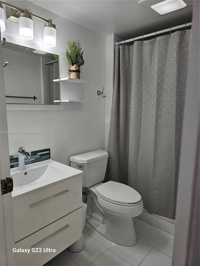 20400 W Country Club Dr , Unit 508, Aventura, FL 33180 Photo