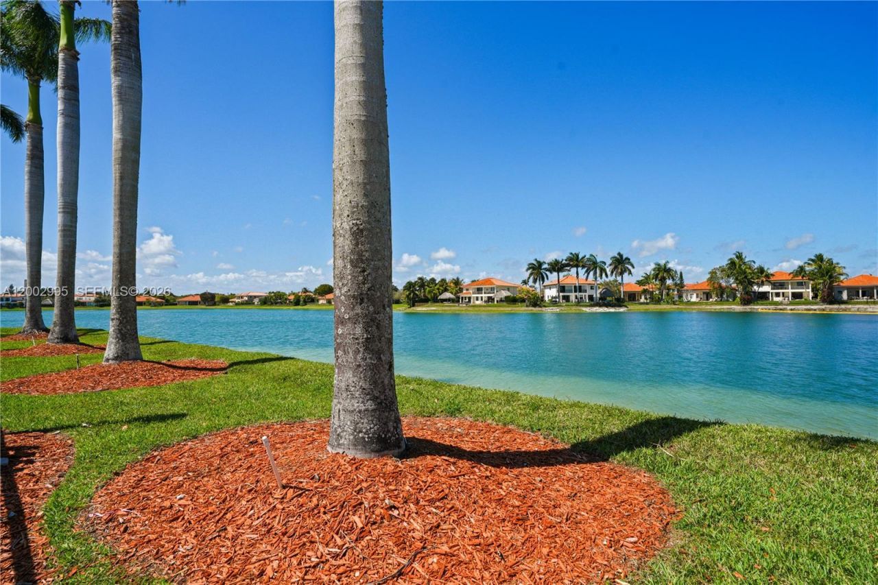 7553 SW 188th Ter , Cutler Bay, FL 33157 Photo
