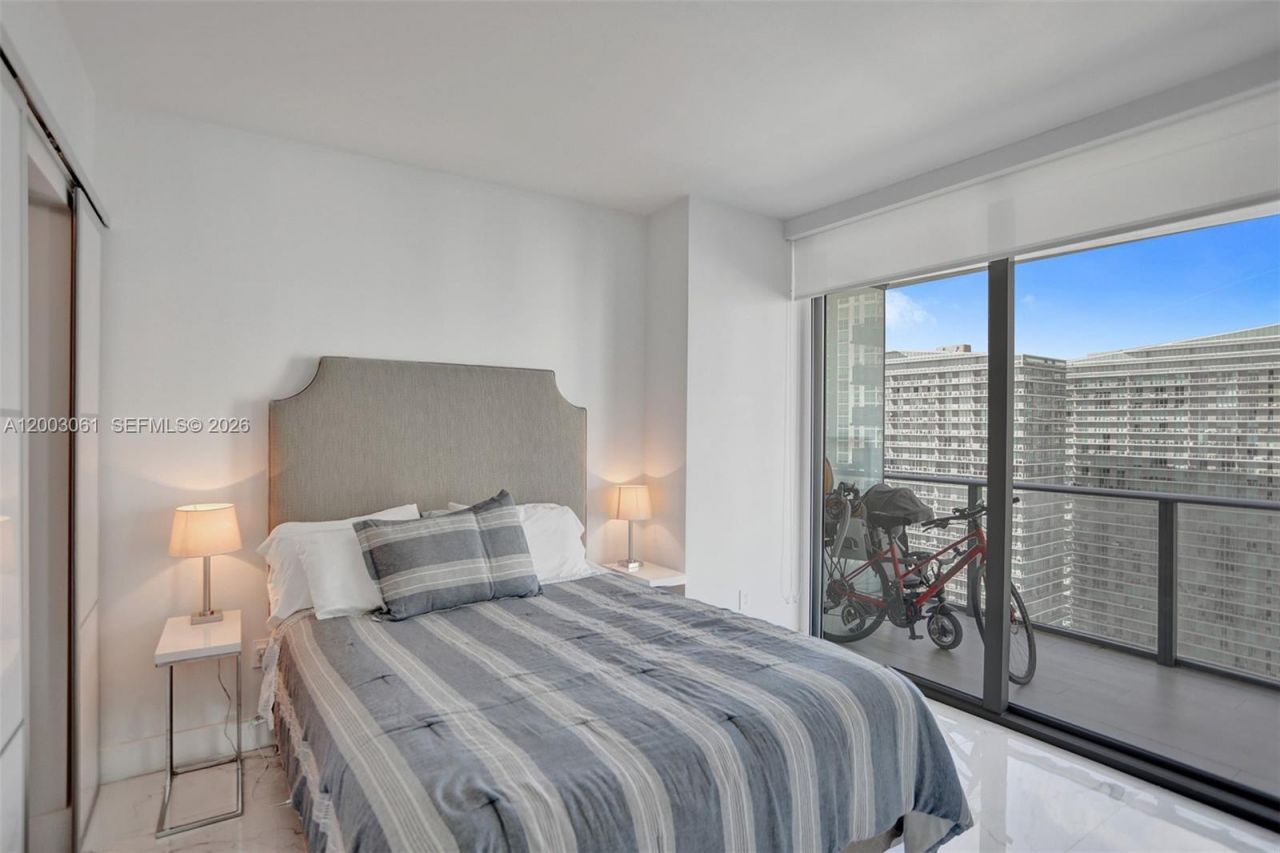 1300 S Miami Ave , Unit 3111, Miami, FL 33130 Photo