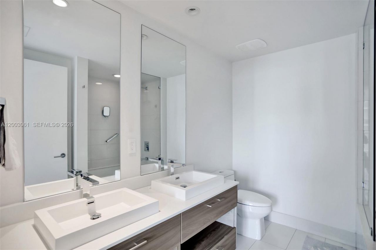 1300 S Miami Ave , Unit 3111, Miami, FL 33130 Photo