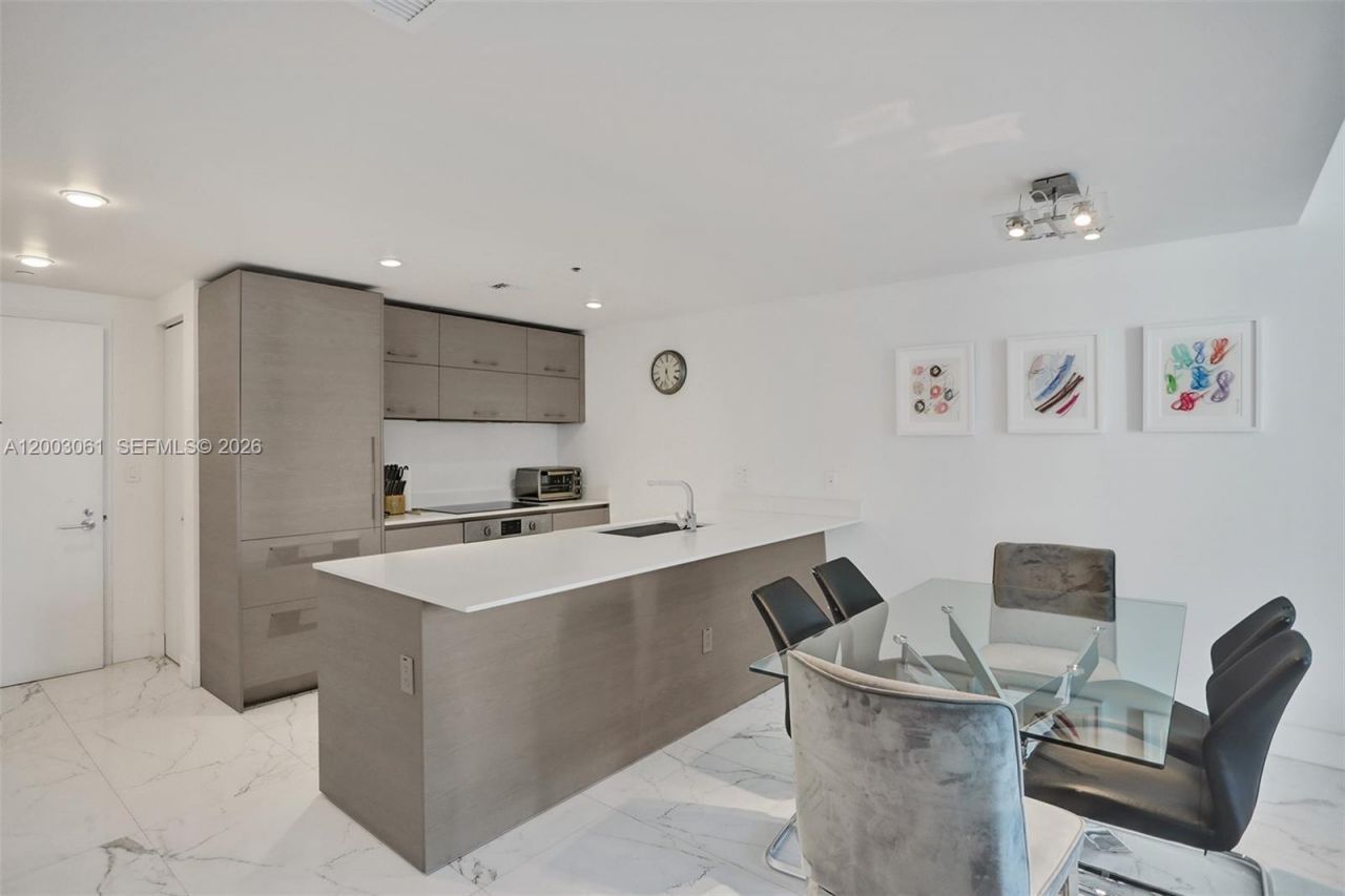 1300 S Miami Ave , Unit 3111, Miami, FL 33130 Photo