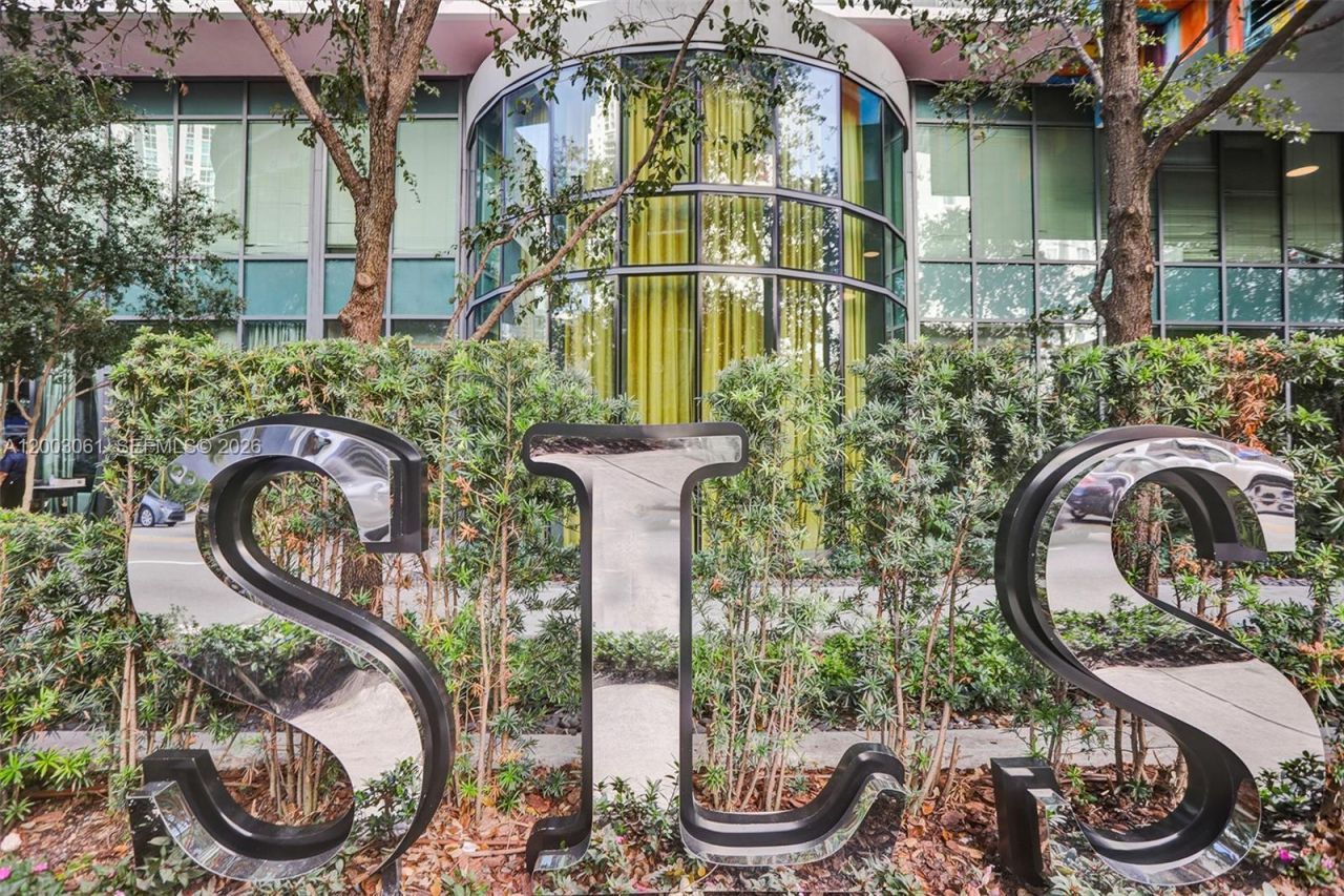 1300 S Miami Ave , Unit 3111, Miami, FL 33130 Photo