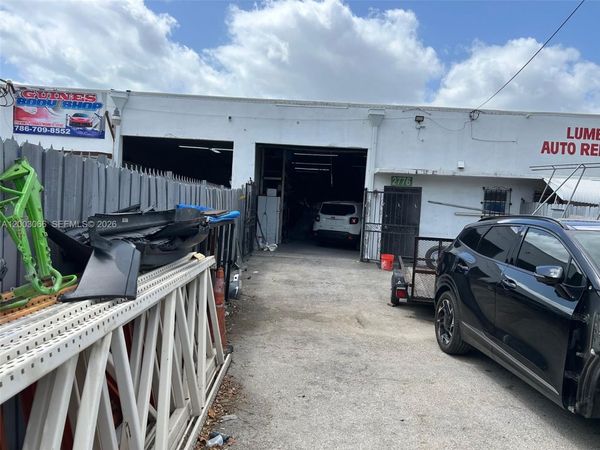 2776 NW 21st Ter, Miami, FL 33142