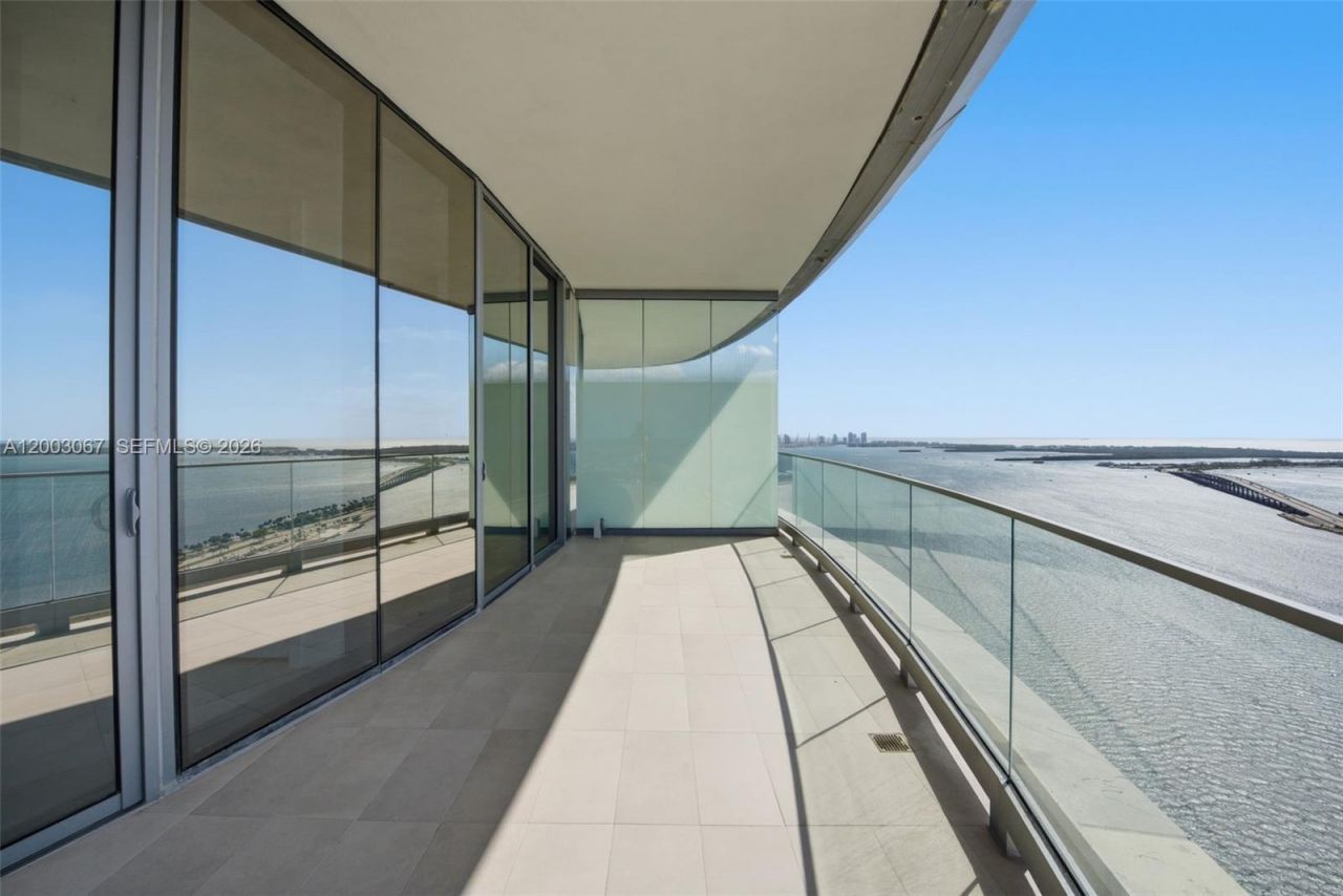 175 SE 25th Rd, Unit 3302, Miami, FL 33129 Photo