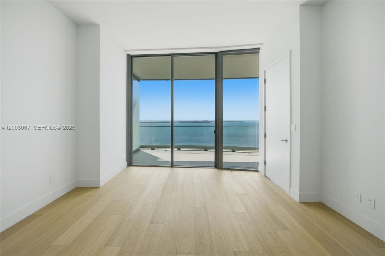 175 SE 25th Rd, Unit 3302, Miami, FL 33129 Photo