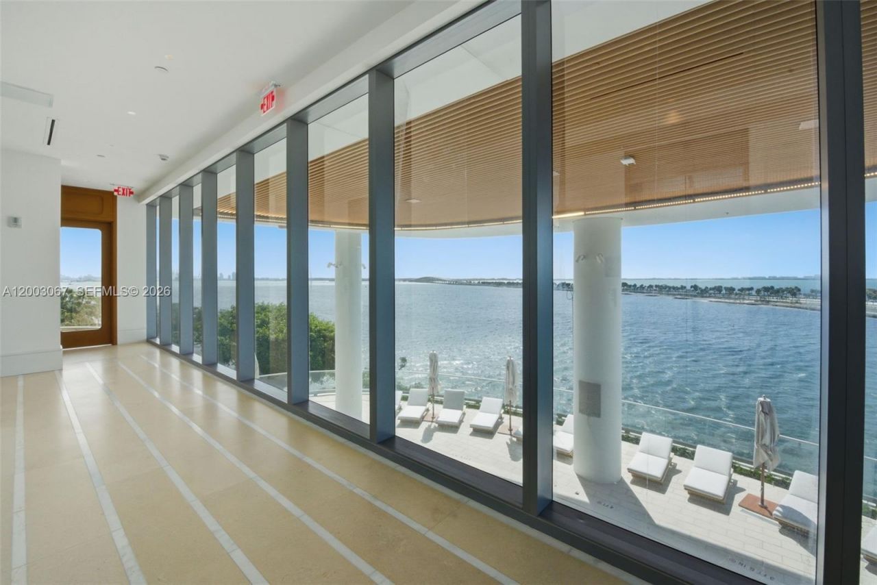 175 SE 25th Rd, Unit 3302, Miami, FL 33129 Photo