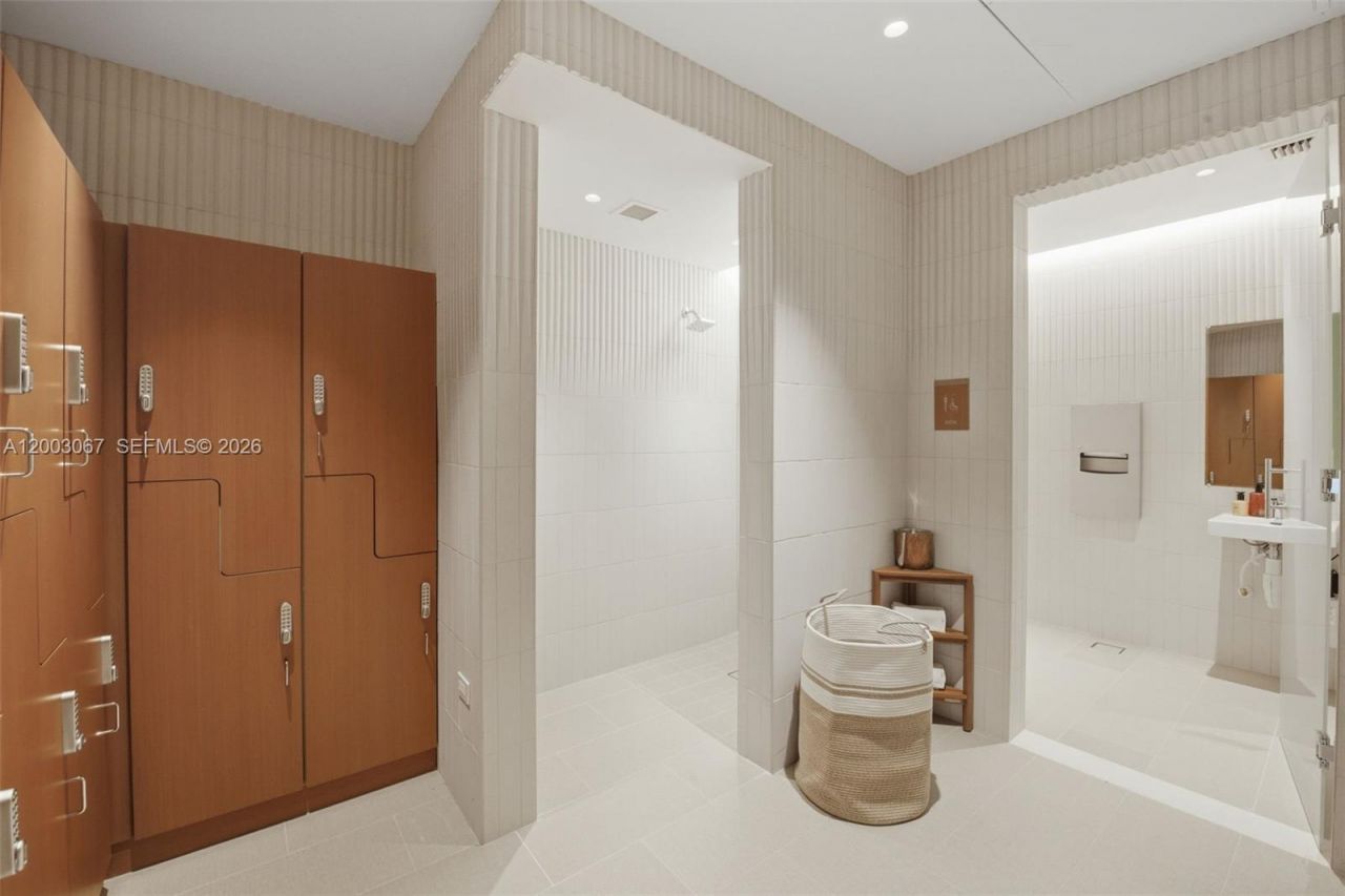 175 SE 25th Rd, Unit 3302, Miami, FL 33129 Photo