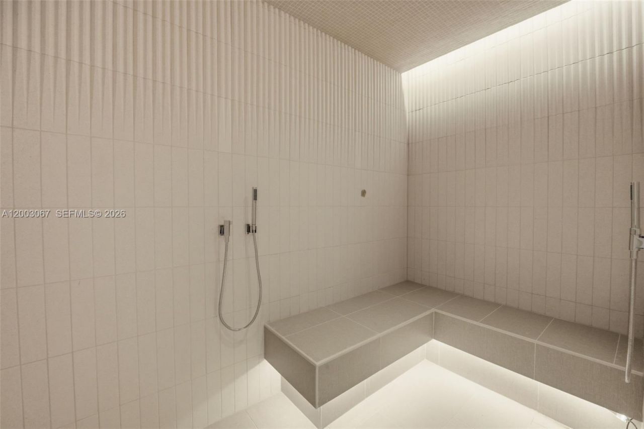 175 SE 25th Rd, Unit 3302, Miami, FL 33129 Photo