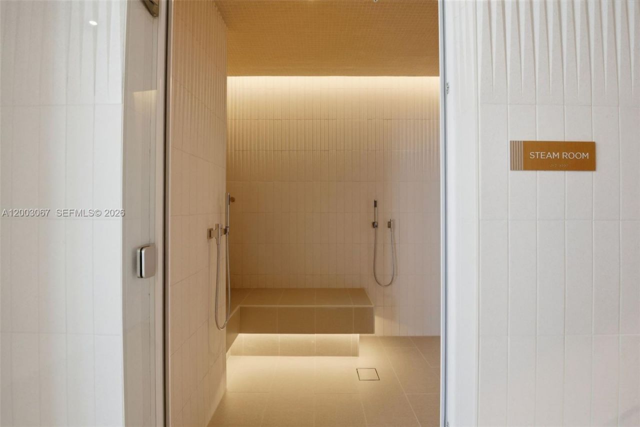 175 SE 25th Rd, Unit 3302, Miami, FL 33129 Photo