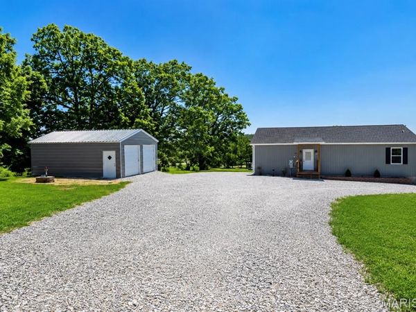 10025 Gingham, Richwoods, MO 63071