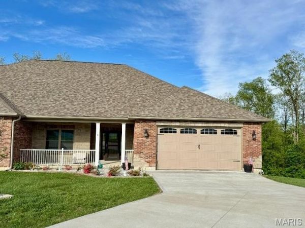 821 Destiny Drive, Villa Ridge, MO 63089