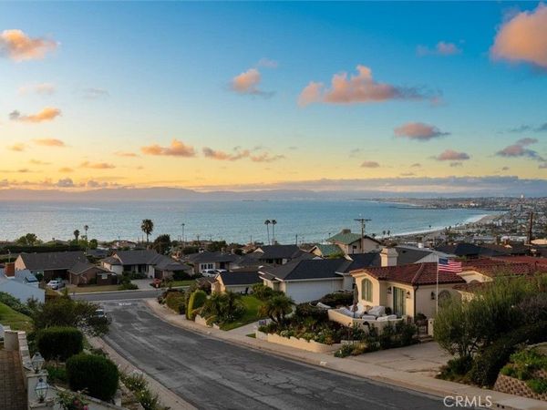 420 Via Malaga, Redondo Beach, CA 90277