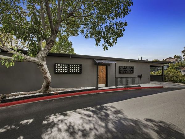 8410 Hollywood Boulevard, Los Angeles, CA 90069