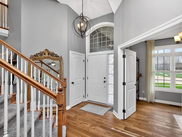 1000 SE Bluegrass Circle, Waukee, IA 50263