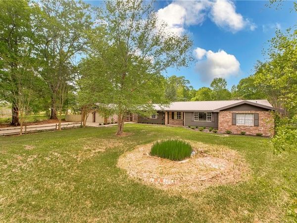 1407 NECHES Street , Bogalusa, LA 70427