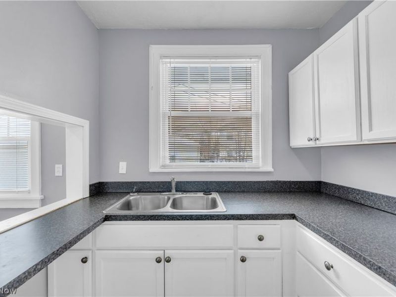 3318 Milverton Road, Unit 1/DN, Shaker Heights, OH 44120 Photo 10