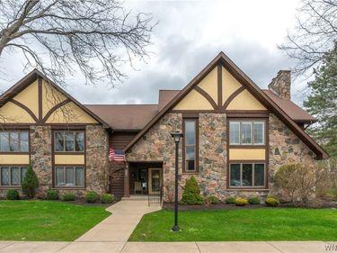 5291 Chestnut Ridge Road , Unit D, Orchard Park, NY 14127