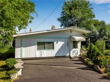 2477 Lake Road, Ransomville, NY 14131