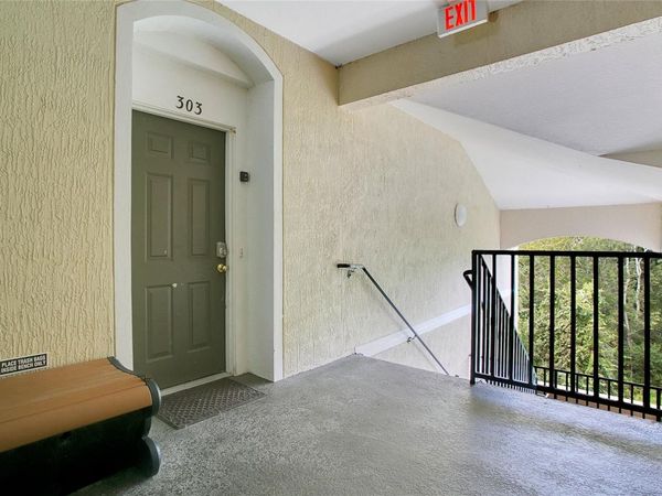2300 SILVER PALM DRIVE , Unit # 303, KISSIMMEE, FL 34747