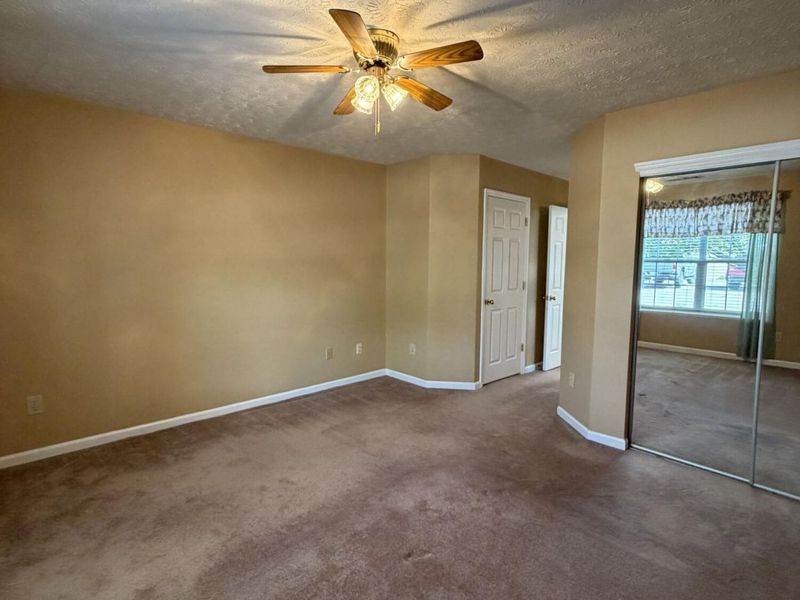 1073 Hampshire Place Place, Florence, KY 41042 Photo 12