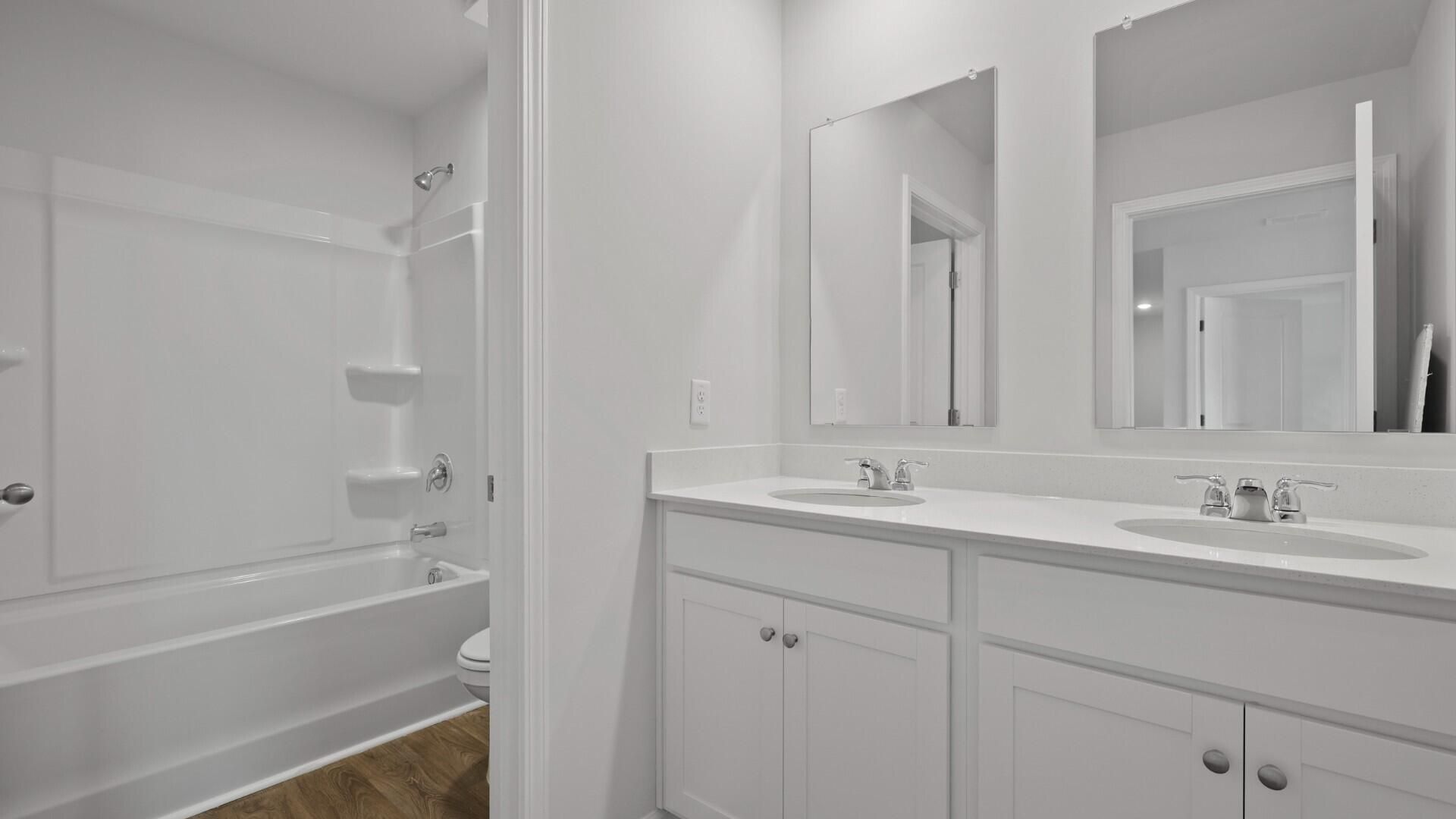 825 Baywood Lane Photo 28