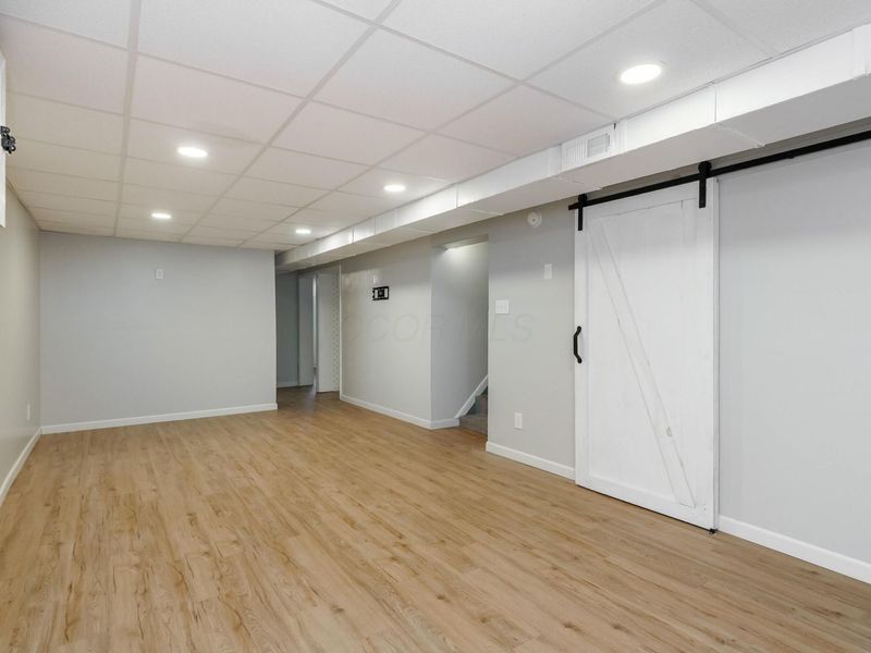 5275 Scioto Darby Road , Hilliard, OH 43026 Photo 23