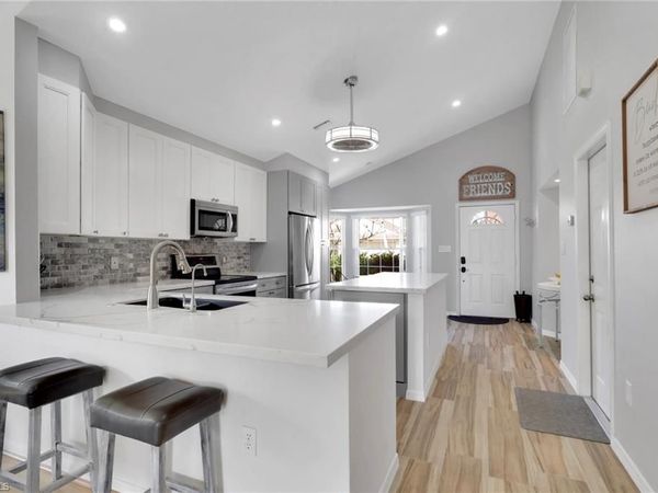 3588 Corinthian WAY , NAPLES, FL 34105