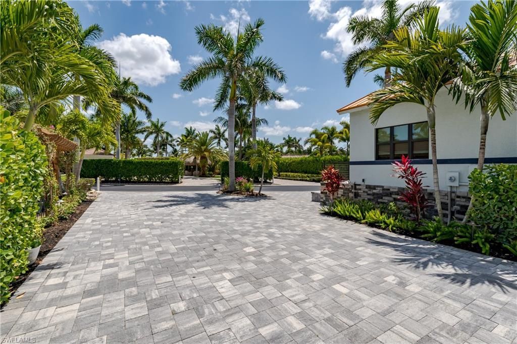 13617 Snapper Ln, Naples, FL 34114 Photo