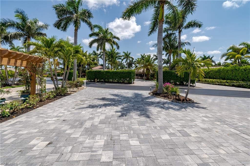 13617 Snapper Ln, Naples, FL 34114 Photo
