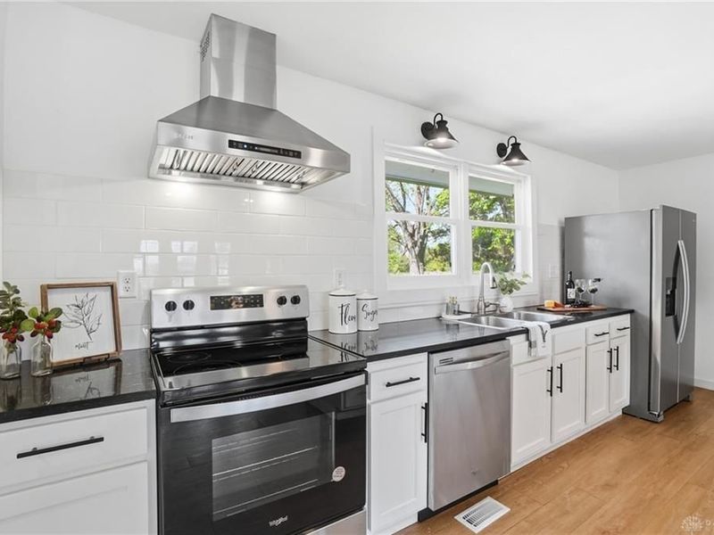 3991 Benner Road, Miamisburg, OH 45342 Photo 14