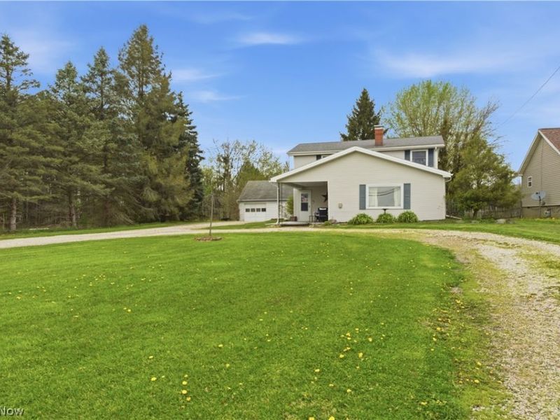 971 Champion Avenue E, Warren, OH 44483 Photo 2