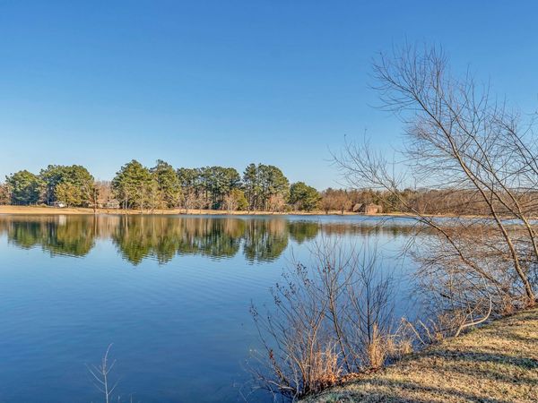 1020 Bunker Hill Dr , Arrington, TN 37014