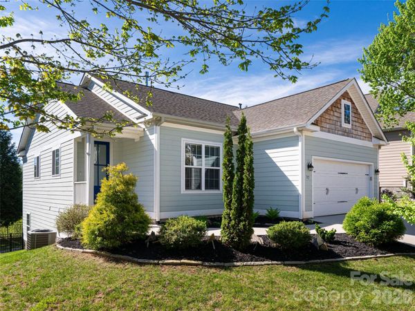 17 Dreambird Drive, Leicester, NC 28748