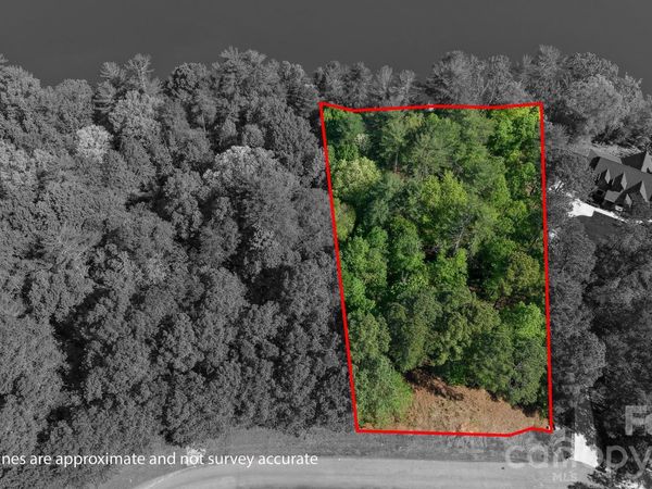 105 Beacon Ridge Drive , Connelly Springs, NC 28612