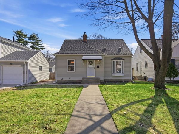 3137 Jersey Avenue S, Saint Louis Park, MN 55426