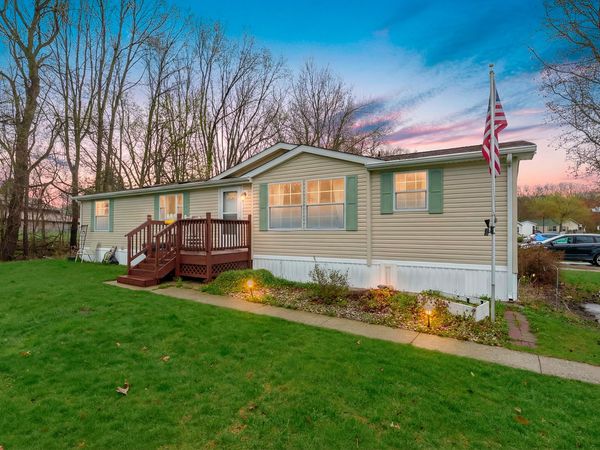 3470 W Wembley Lane, Unit 8, Kalamazoo, MI 49009