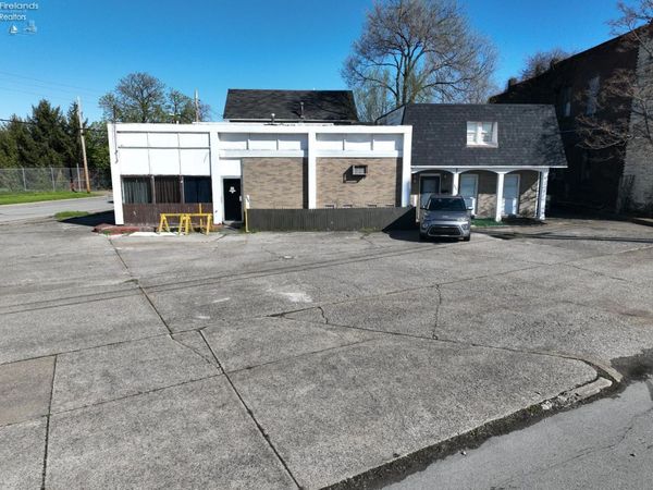 331 Tiffin Avenue, Sandusky, OH 44870