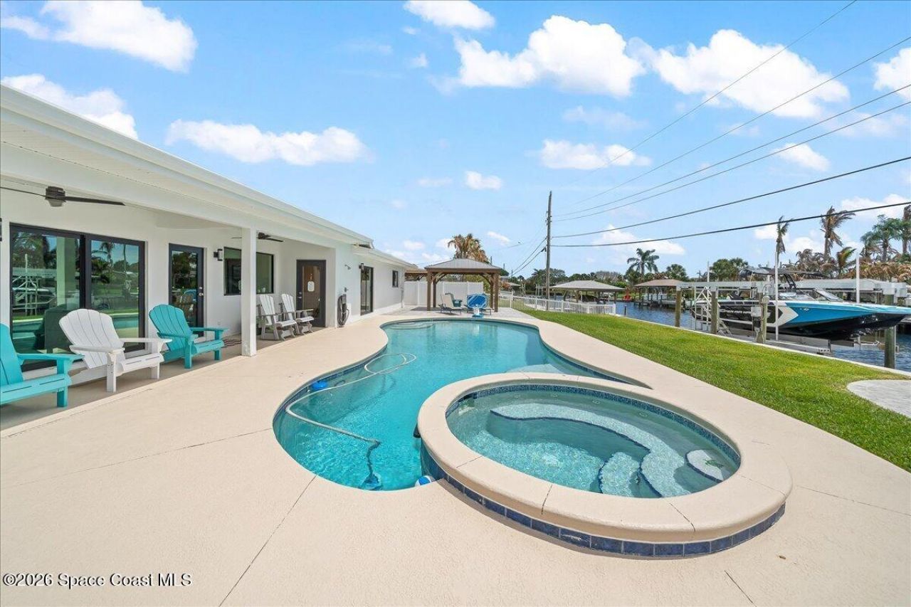 655 Kenwood Court , Satellite Beach, FL 32937 Photo