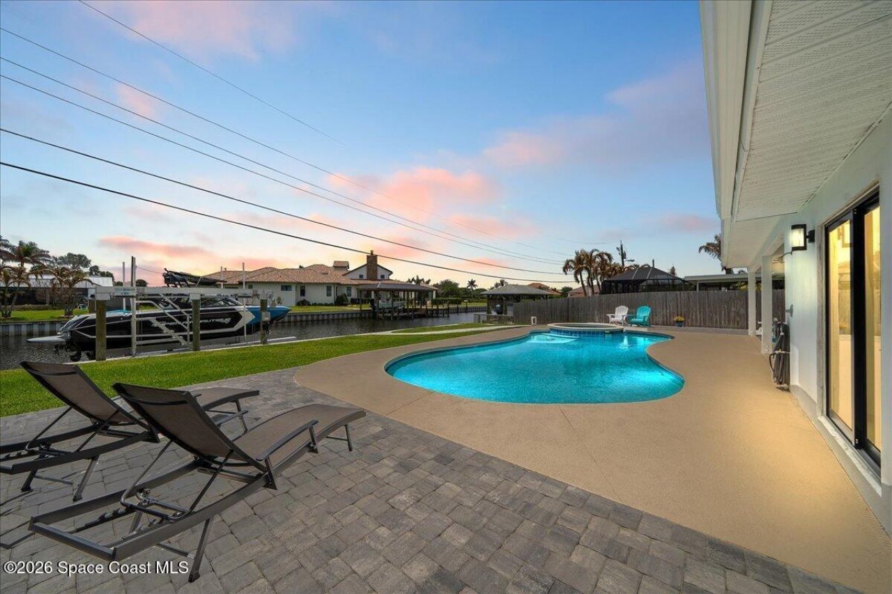 655 Kenwood Court , Satellite Beach, FL 32937 Photo