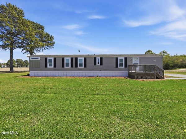 288 Lake Road , Hertford, NC 27944