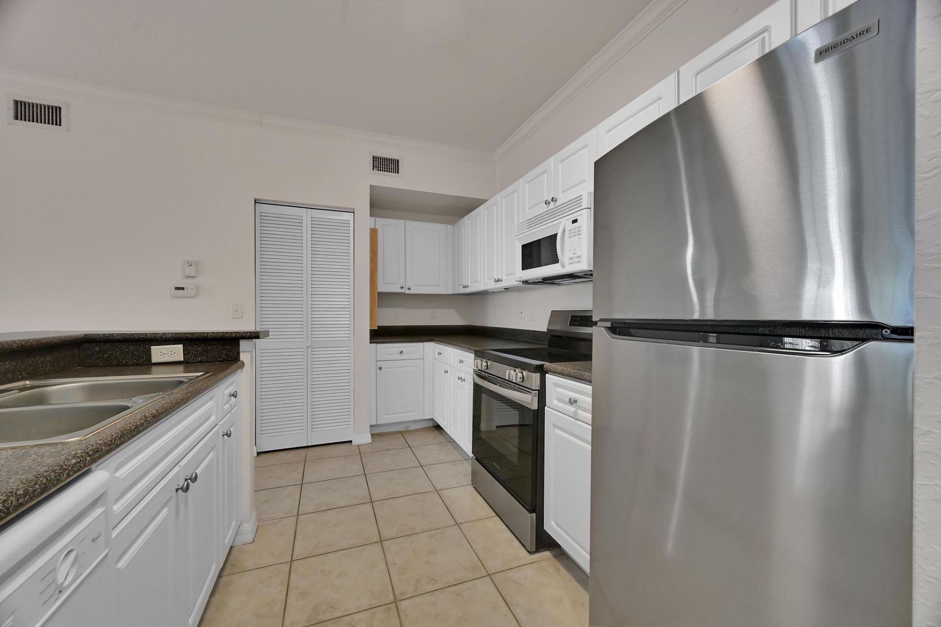 549 SE Prescott Place, Stuart, FL 34994 Photo