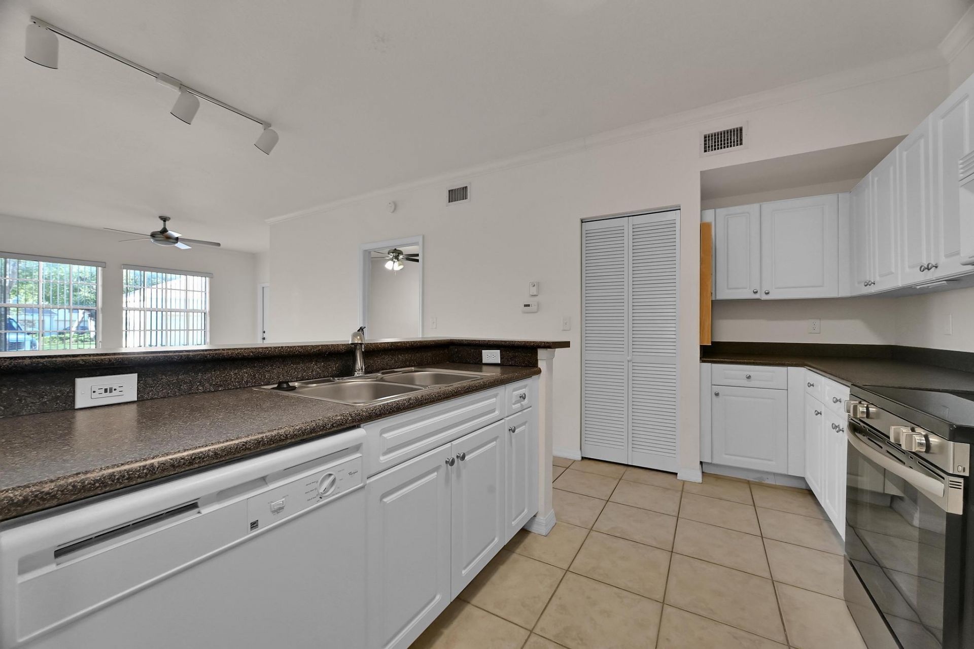 549 SE Prescott Place, Stuart, FL 34994 Photo