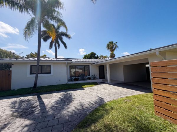 1717 NE 20th Avenue, Fort Lauderdale, FL 33305