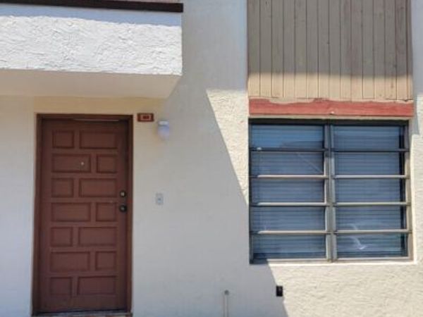 123 SW 113th Avenue, Unit 104, Miami, FL 33174