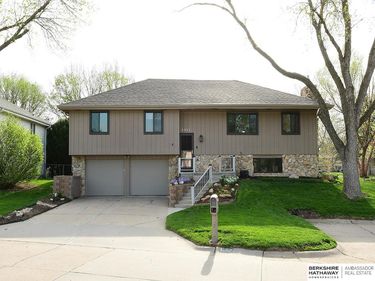 1317 N 148th Plaza , Omaha, NE 68154