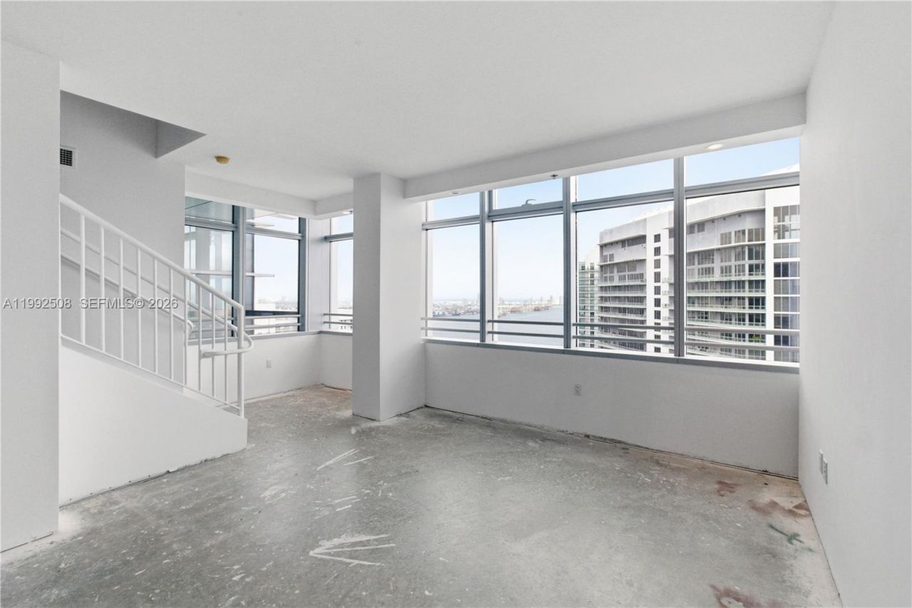 1395 Brickell Ave , Unit 3407, Miami, FL 33131 Photo